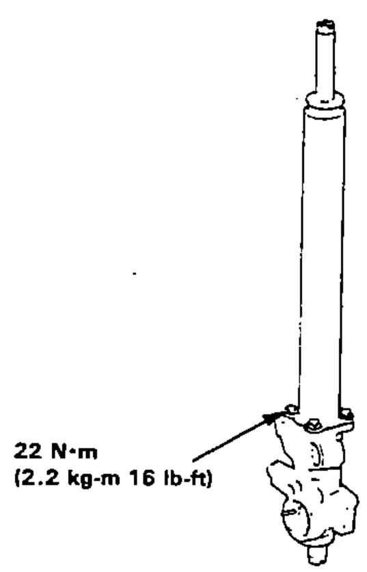 Cylinder housing tightened to the gear housing, vertical view, with tightening-torque callout at the lower mounting flange.