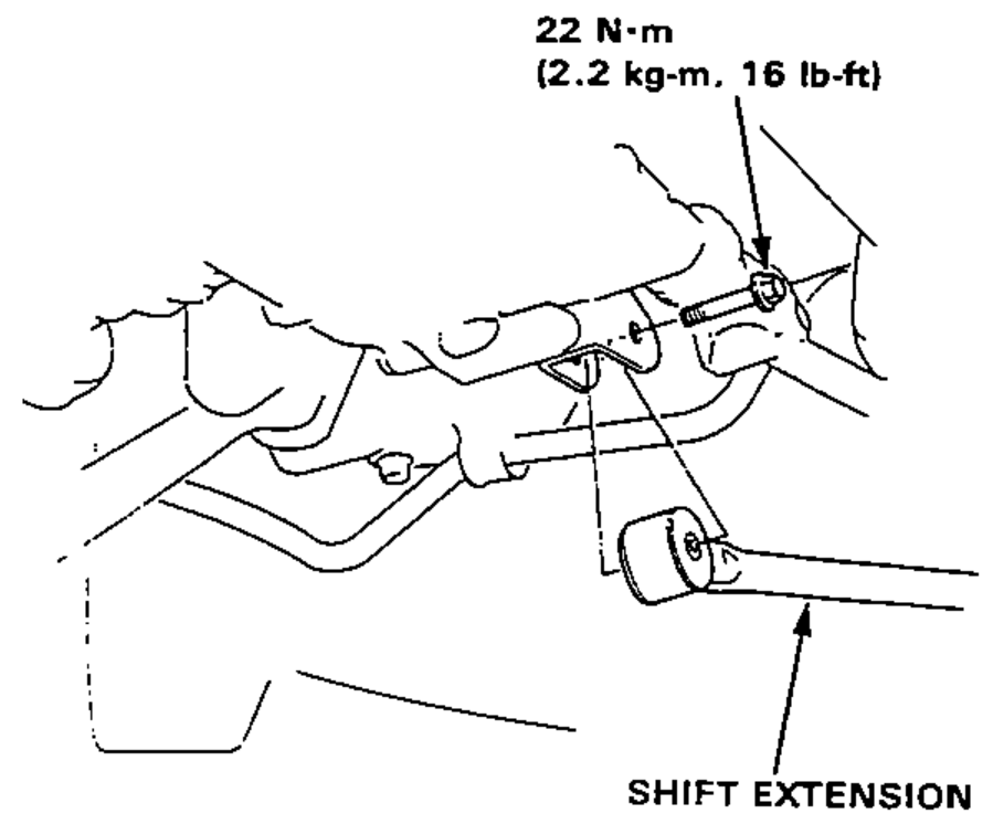 Installing the shift extension to the transmission case, with tightening-torque callout.